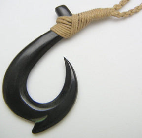 black jademaori fish hook Hawaiian Fish Hook Necklaces